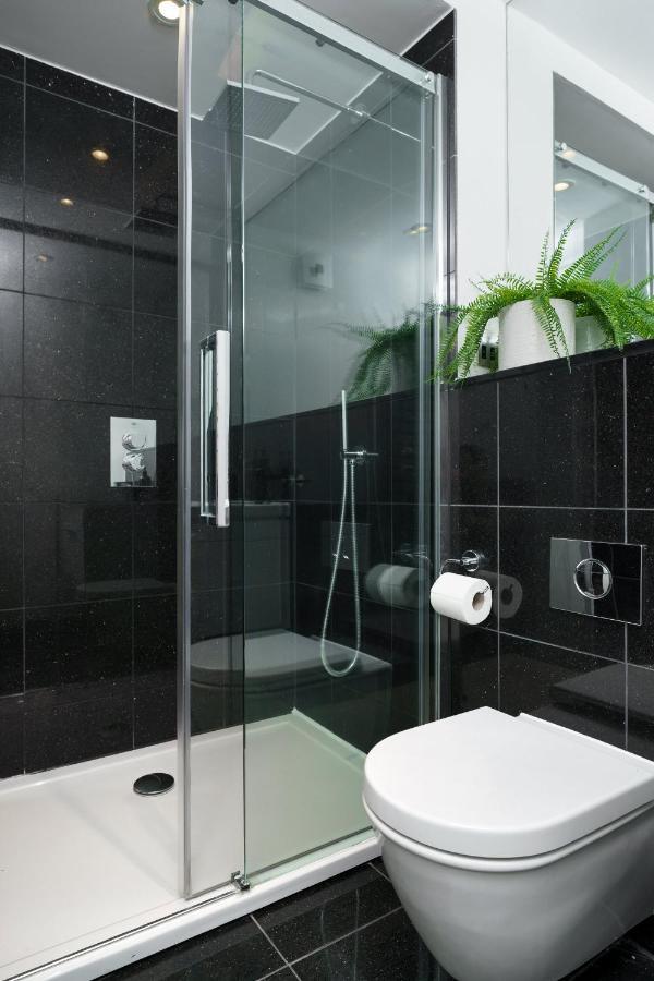 Aircon 2 Bedr, 3 Beds, 2 Bath Covent Garden, Subway Apartment London Ngoại thất bức ảnh
