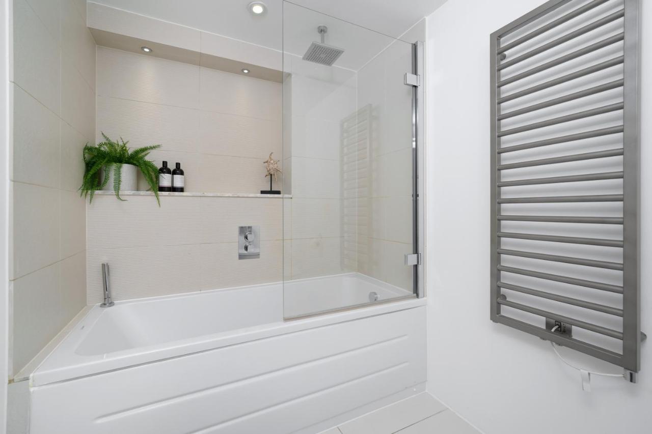 Aircon 2 Bedr, 3 Beds, 2 Bath Covent Garden, Subway Apartment London Ngoại thất bức ảnh