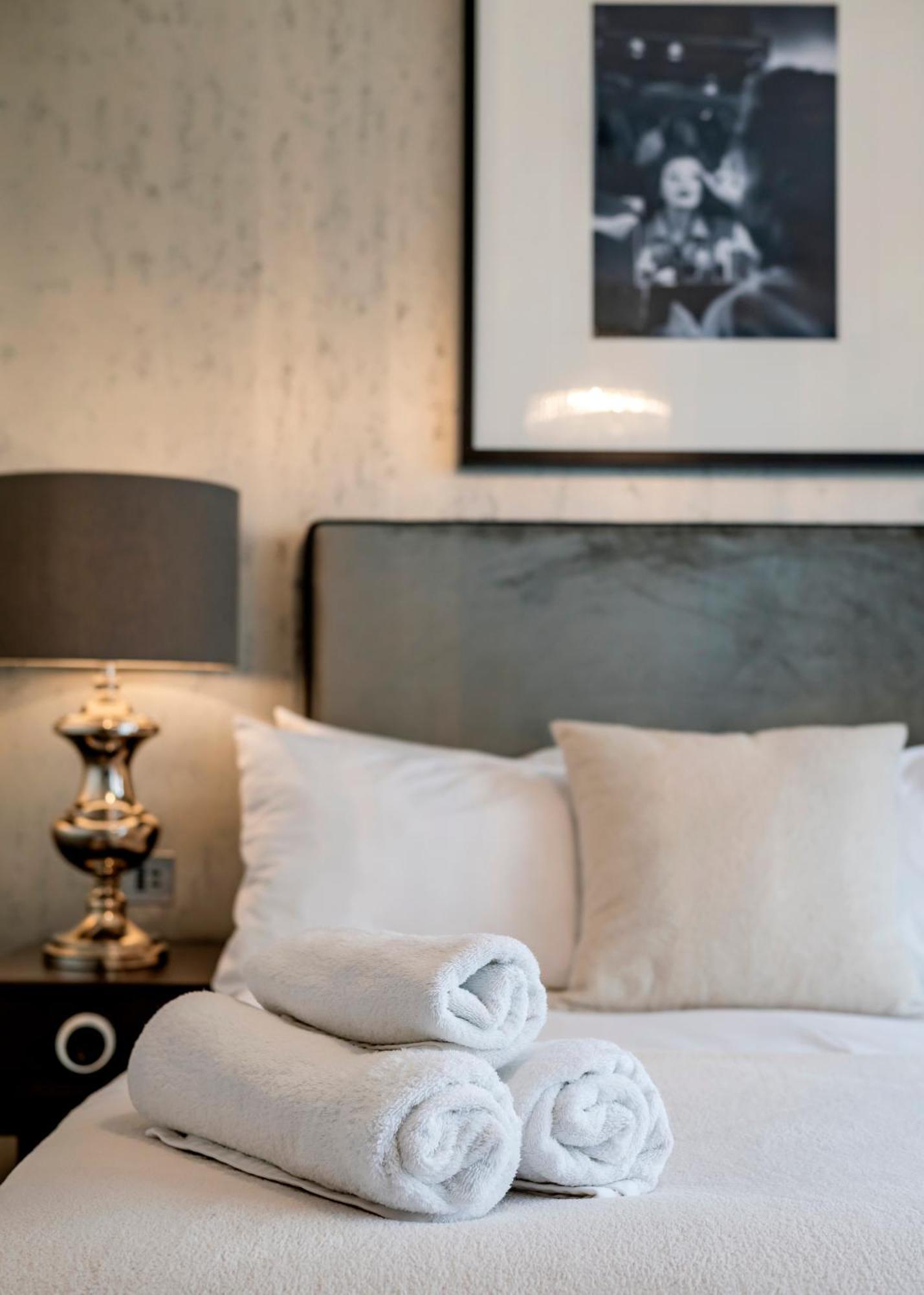 Aircon 2 Bedr, 3 Beds, 2 Bath Covent Garden, Subway Apartment London Ngoại thất bức ảnh