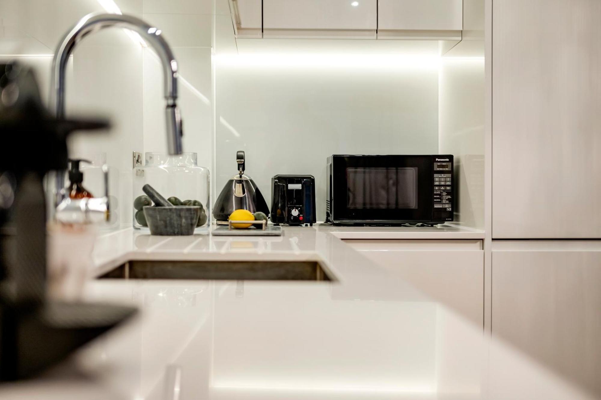 Aircon 2 Bedr, 3 Beds, 2 Bath Covent Garden, Subway Apartment London Ngoại thất bức ảnh