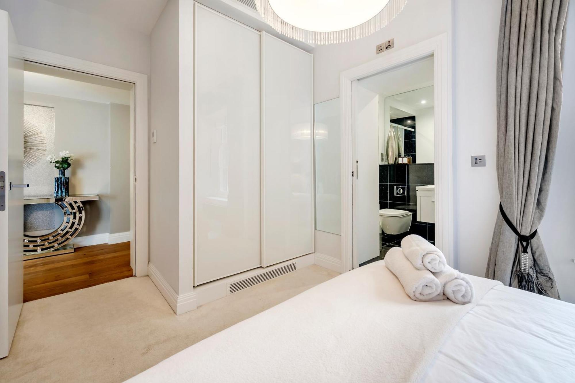 Aircon 2 Bedr, 3 Beds, 2 Bath Covent Garden, Subway Apartment London Ngoại thất bức ảnh